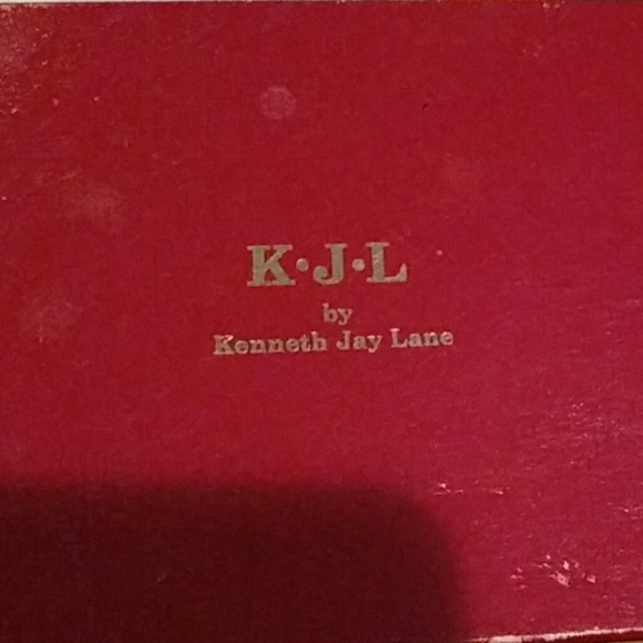 K.J. K BY KENNET JAY LANE. - Picture 6 of 6